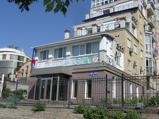 Фасад офиса Харсар, Саратов, ул. Мичурина 113